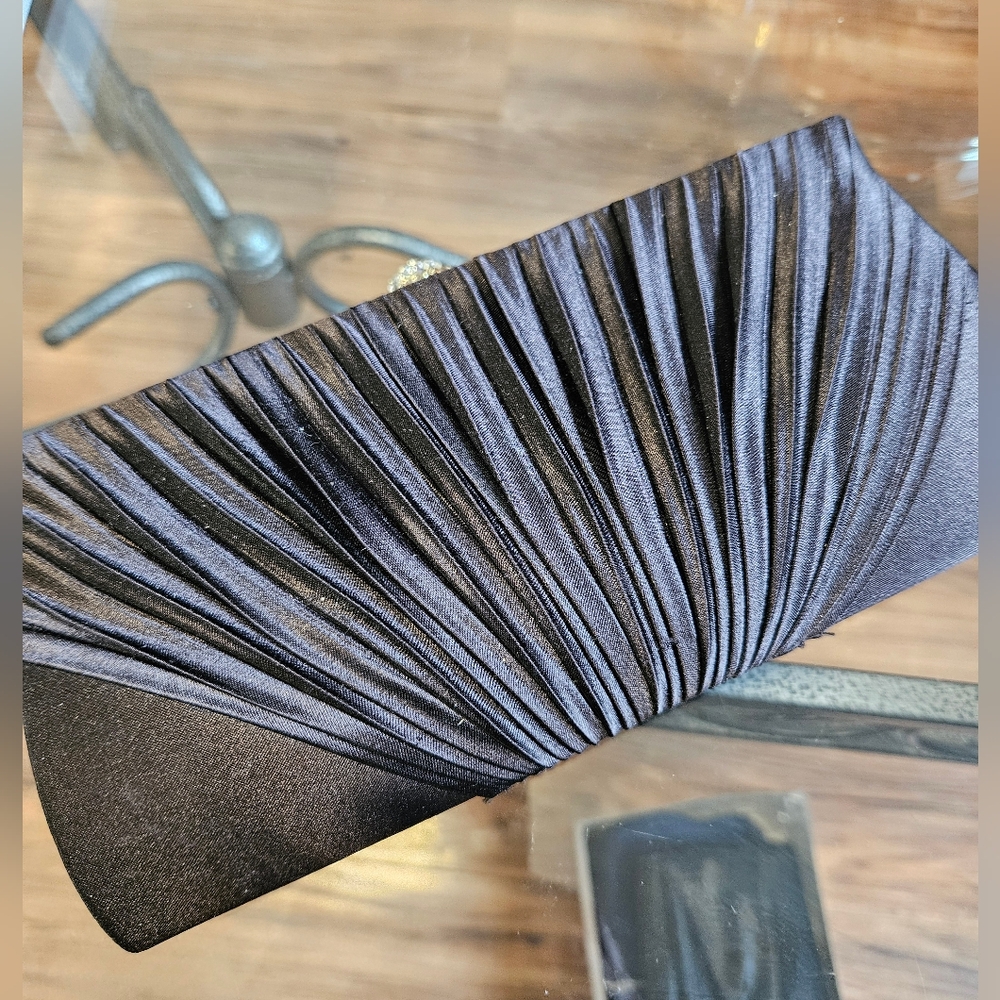 Vintage nos clutch miss caprice
